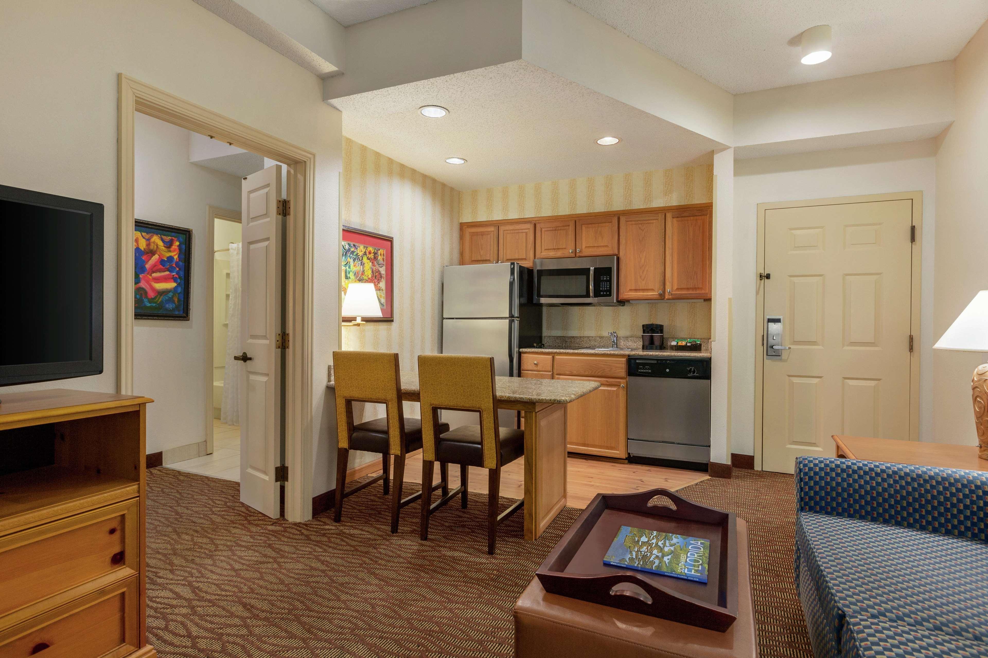 Homewood Suites By Hilton Fort Myers Exterior foto