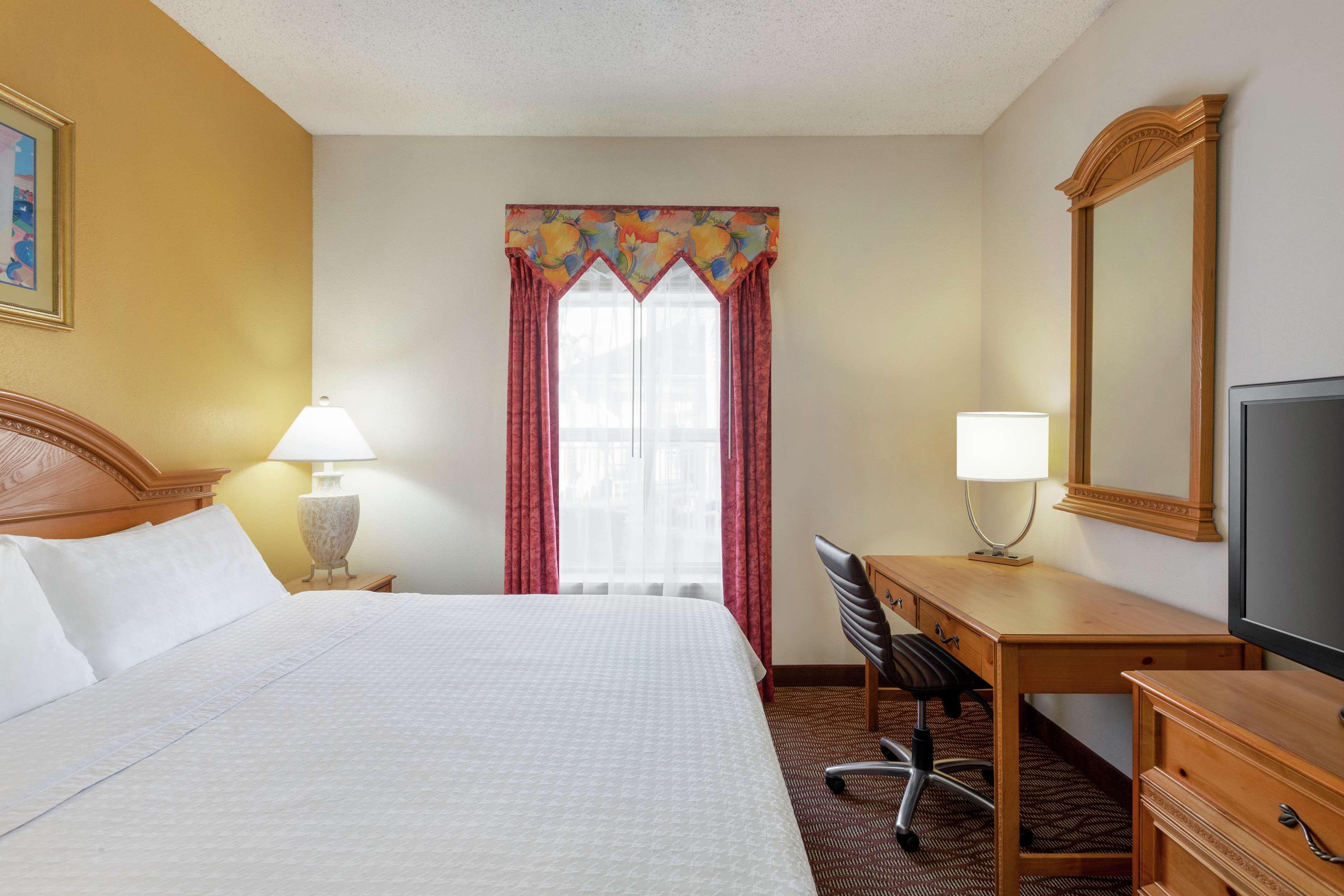 Homewood Suites By Hilton Fort Myers Exterior foto